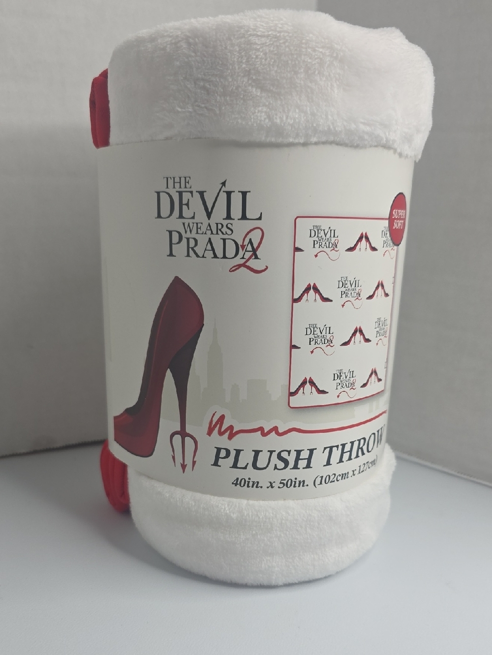 The Devil Weara PRADA 2 Plush Thrown